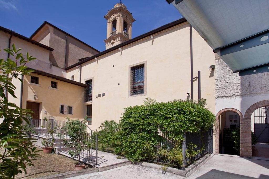 Anfite Luxury Apartment Volto San Luca Verona Bagian luar foto